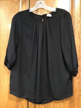 Brenda's Black 3/4 Roll Tab Sleeve Blouse Size Large Front Pleated Neckline